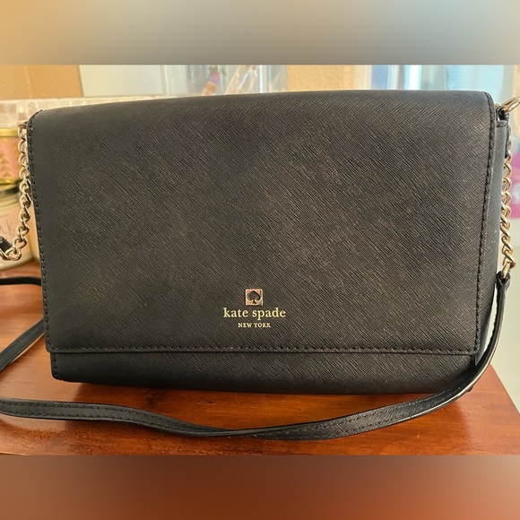 Authentic Kate Spade Charlotte Street Alek Saffiano Leather Bag - Picture 3 of 9